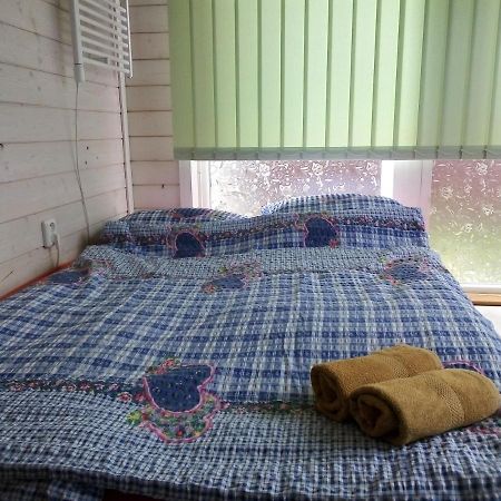 Rekreacni Chatka / Tiny House Apartment ฟรันทิชโกวี ลาซเน ภายนอก รูปภาพ
