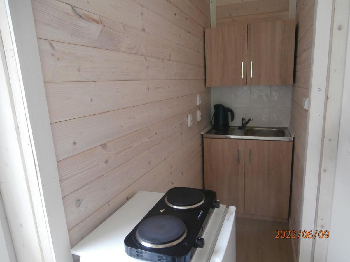 Rekreacni Chatka / Tiny House Apartment ฟรันทิชโกวี ลาซเน ภายนอก รูปภาพ